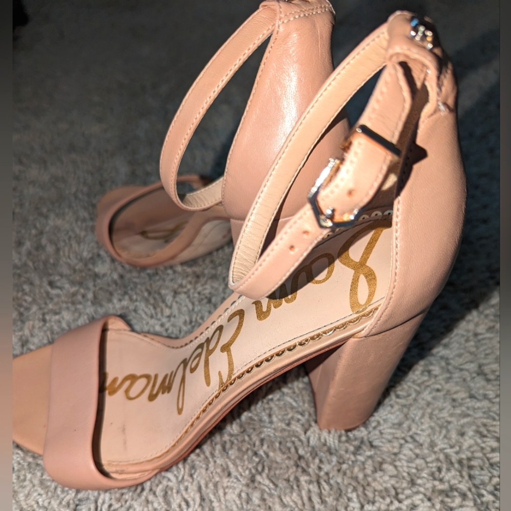 Sam Edelman - Size 7 Patti beige nude ankle straps Sandal Heel with buckle 37